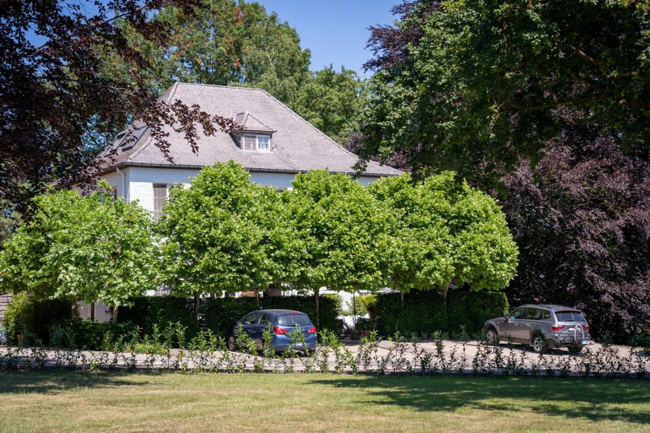 Hotel Au Nom De Dieu Dilsen-Stokkem Kültér fotó