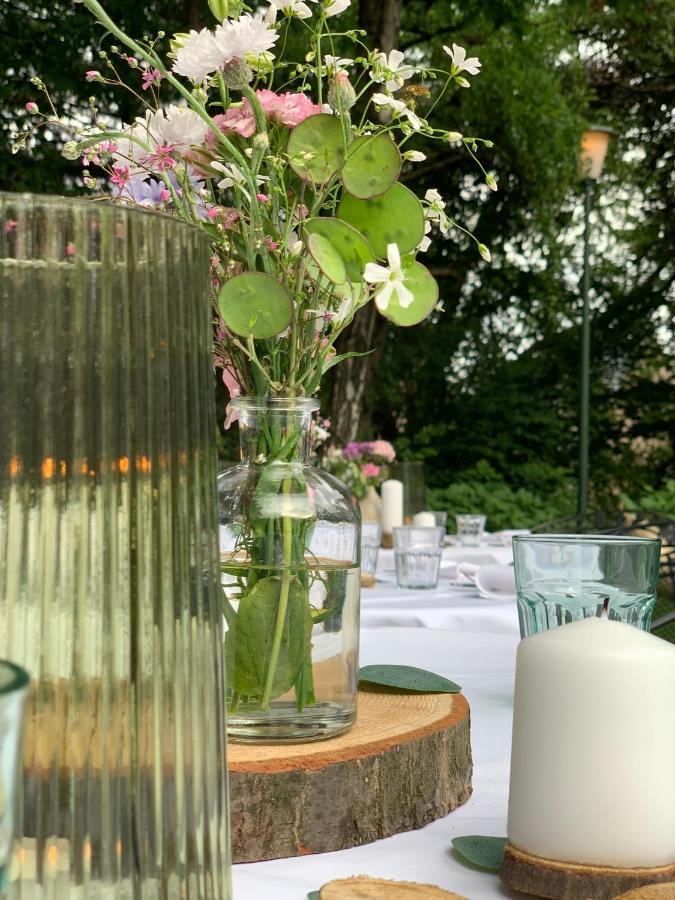 Hotel Au Nom De Dieu Dilsen-Stokkem Kültér fotó